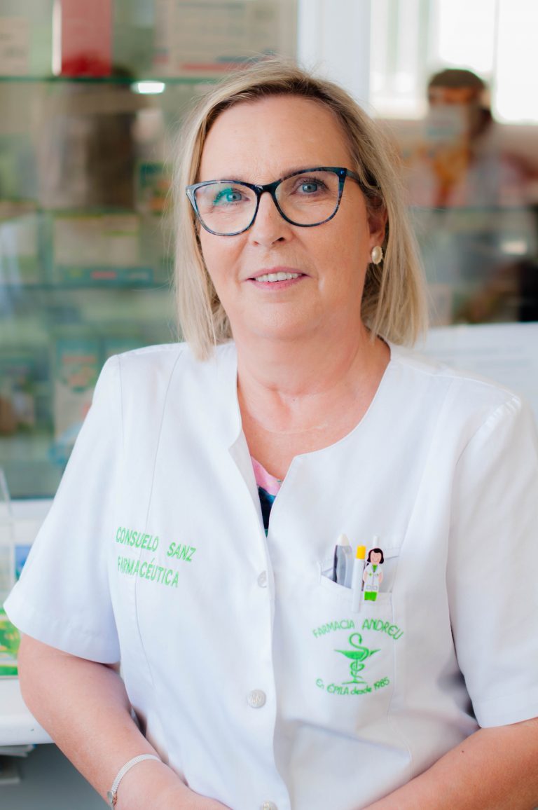 Consuelo Sanz Lasala, Óptico optometrista en Farmacia Andreu